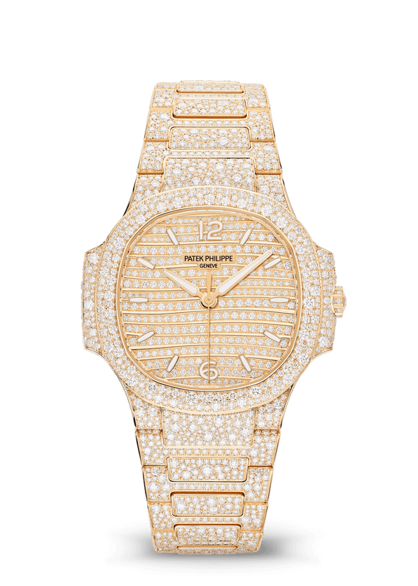 Patek Philippe Nautilus 7118/1450R-001 — Rose gold