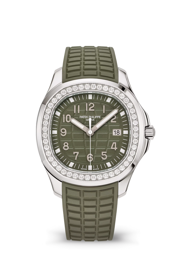 Patek Philippe Aquanaut 5267/200A-011 — Steel