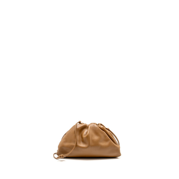 BOTTEGA VENETA MINI THE POUCH SMOOTH CALFSKIN DARK BEIGE GHW