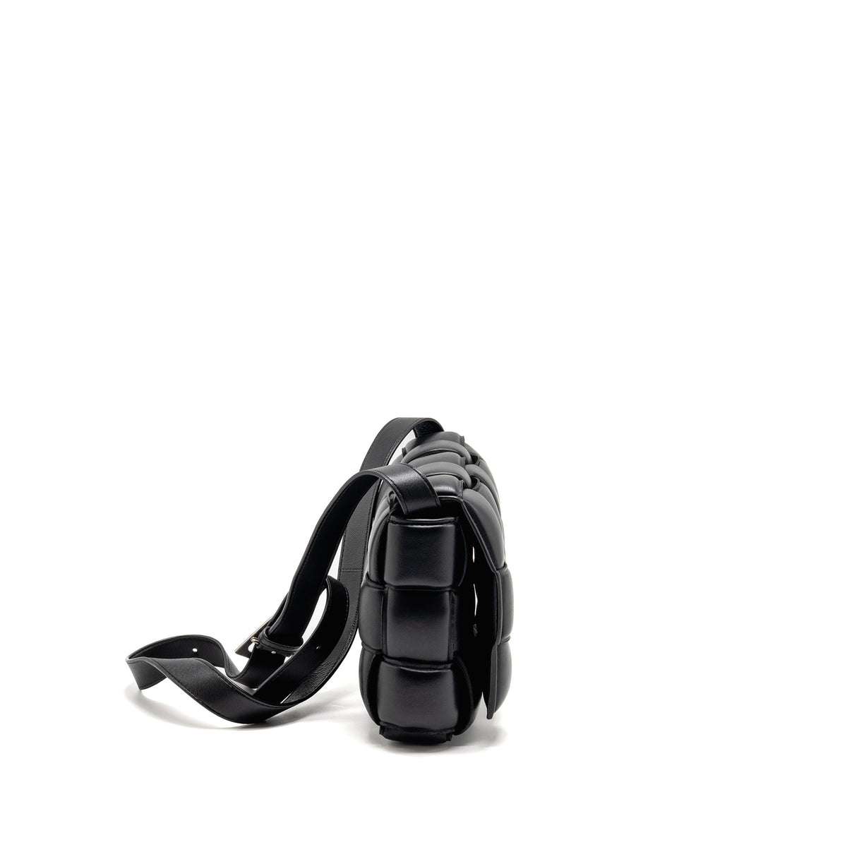 BOTTEGA VENETA PADDED CASSETTE LAMBSKIN BLACK SHW